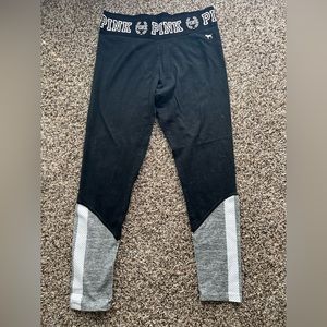 VS Pink leggings EUC size large